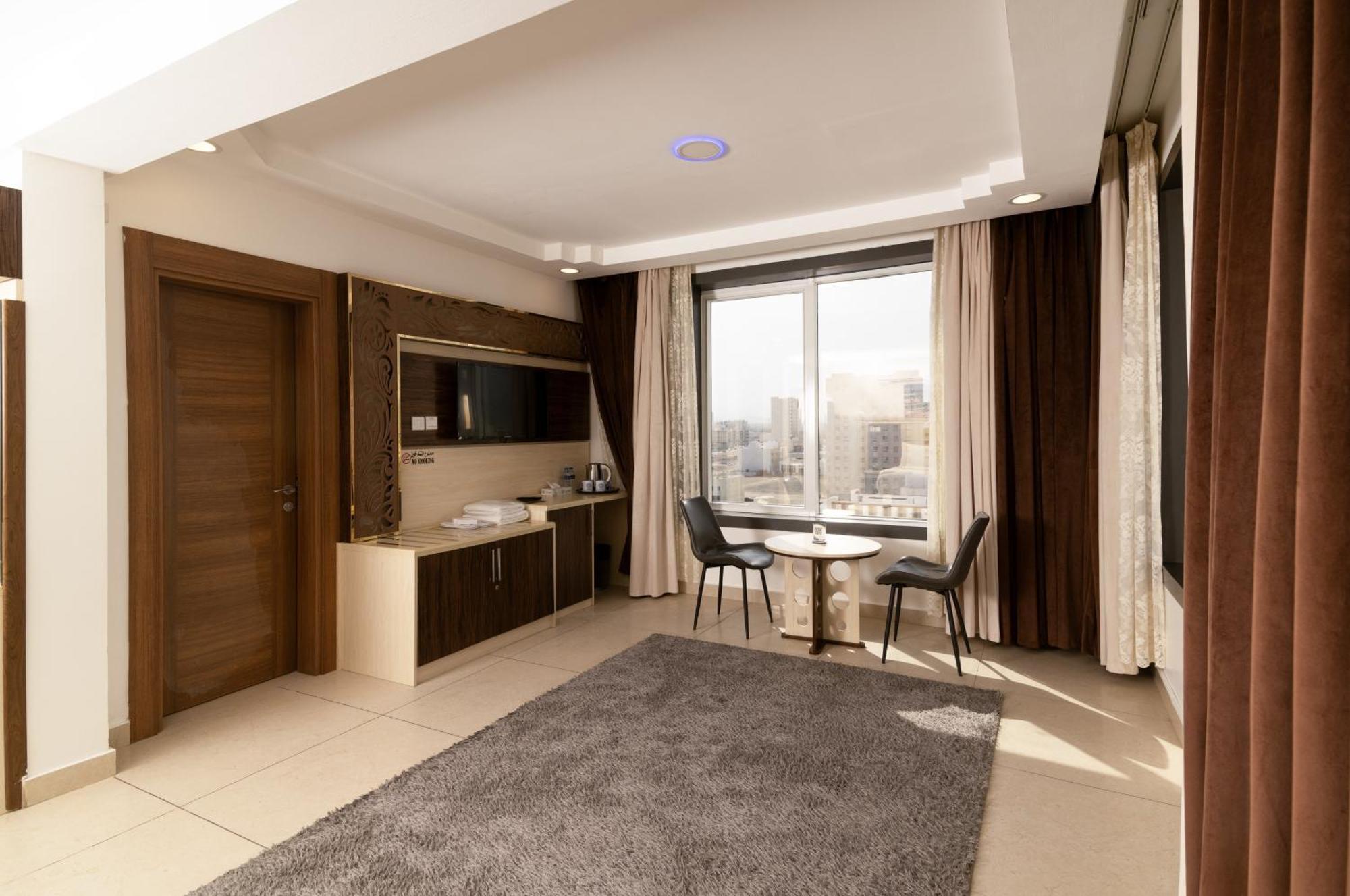 Diamond Star Hotel فندق النجمة الماسية Seeb ภายนอก รูปภาพ
