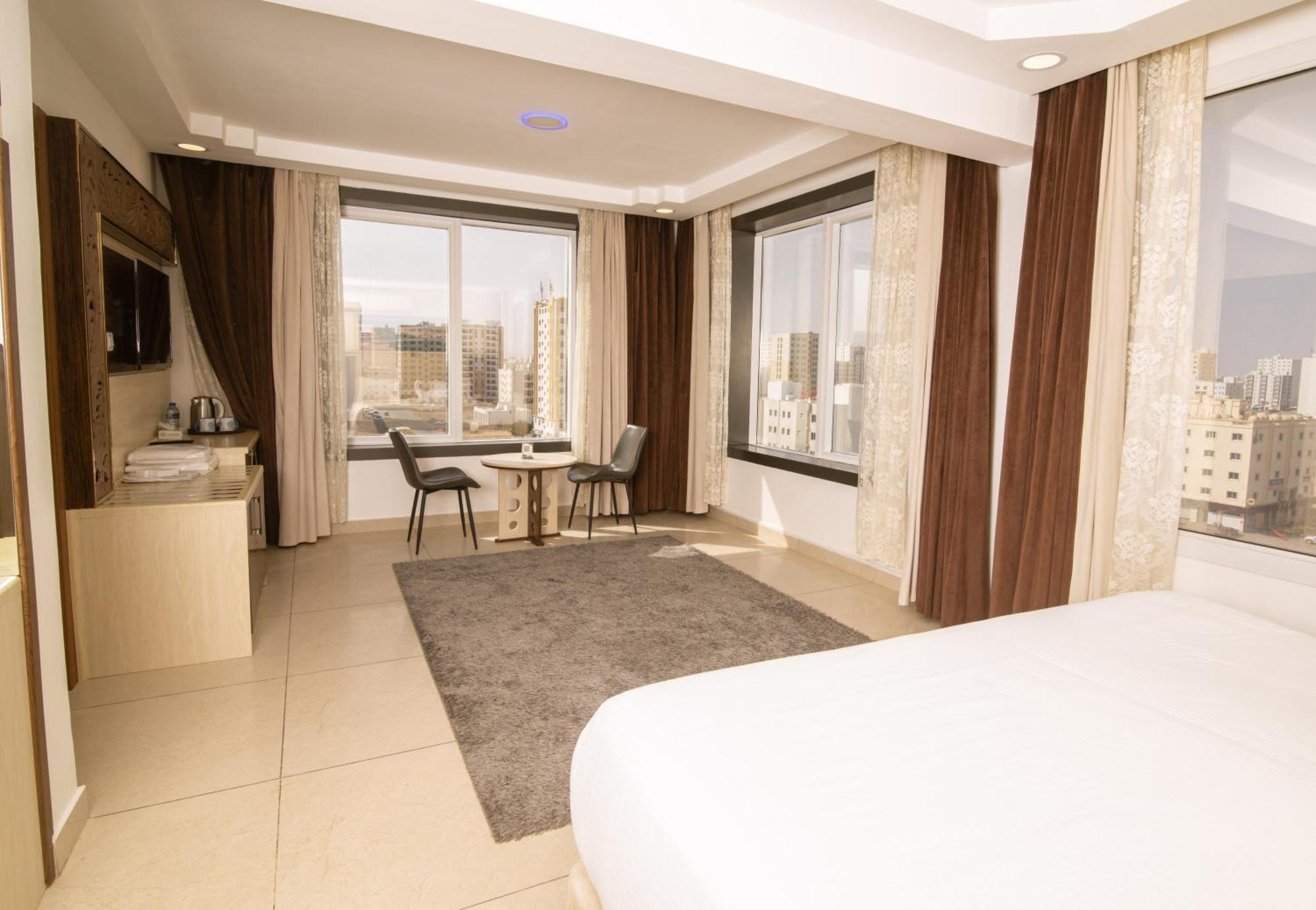 Diamond Star Hotel فندق النجمة الماسية Seeb ภายนอก รูปภาพ