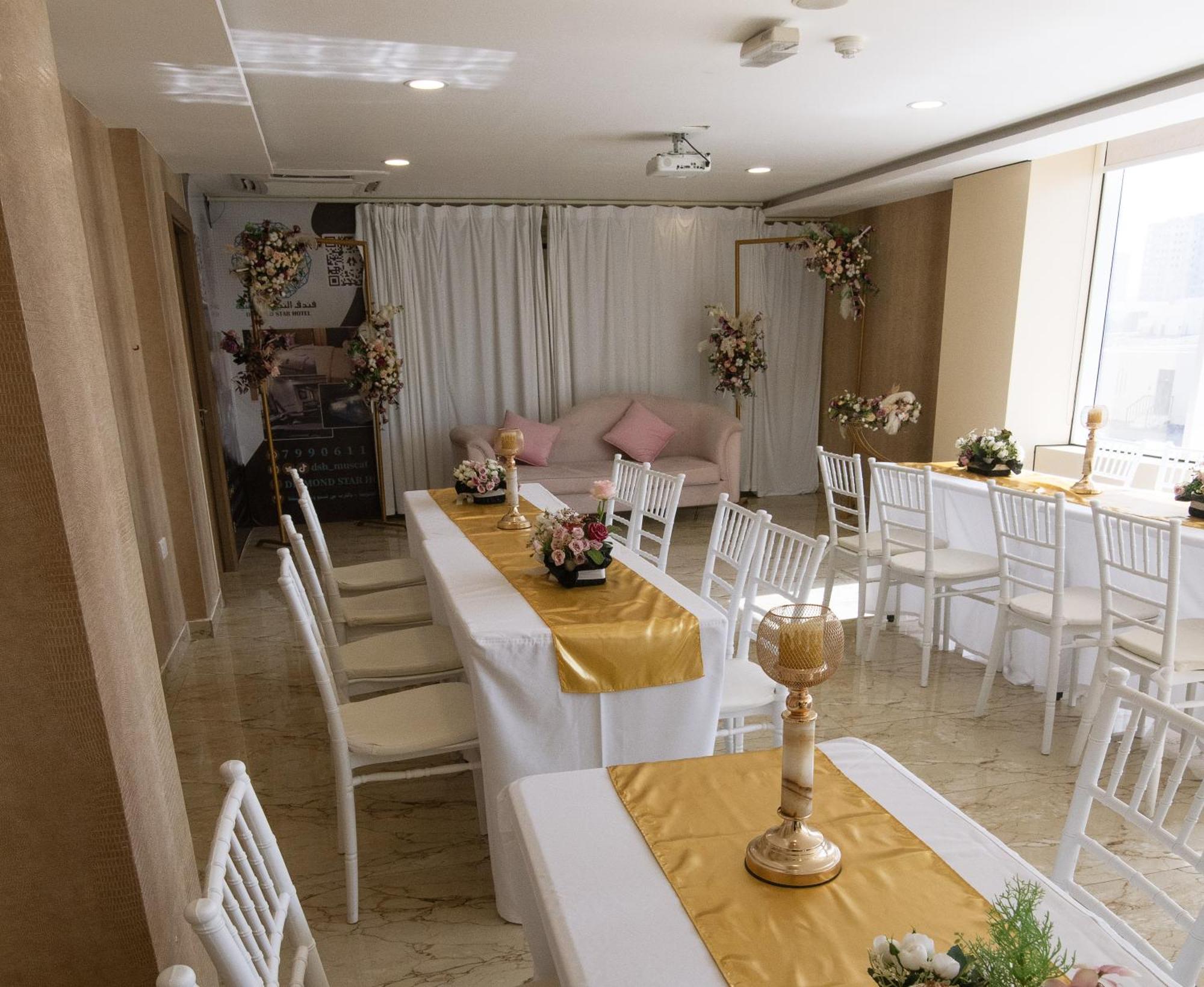 Diamond Star Hotel فندق النجمة الماسية Seeb ภายนอก รูปภาพ