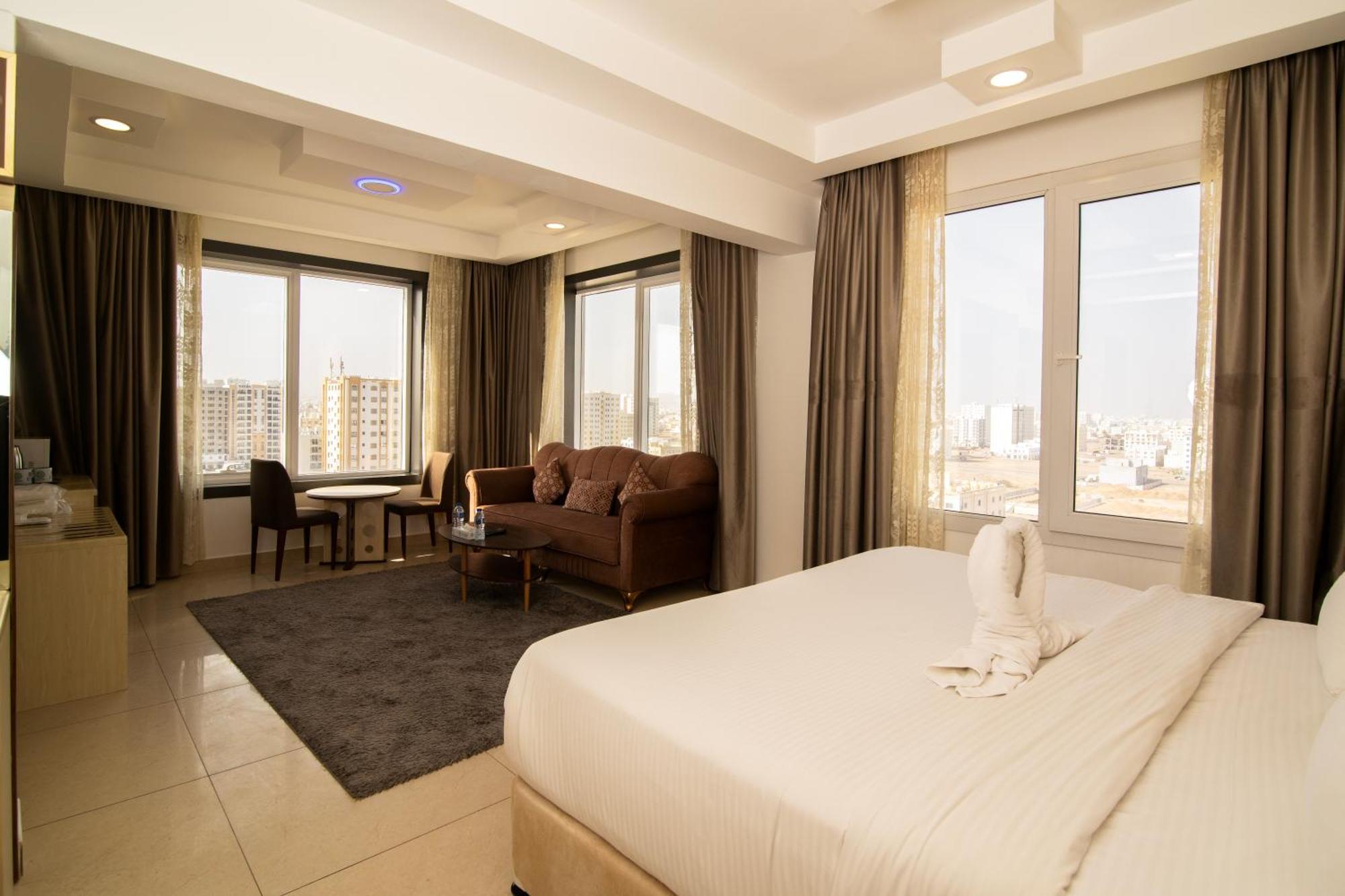 Diamond Star Hotel فندق النجمة الماسية Seeb ภายนอก รูปภาพ