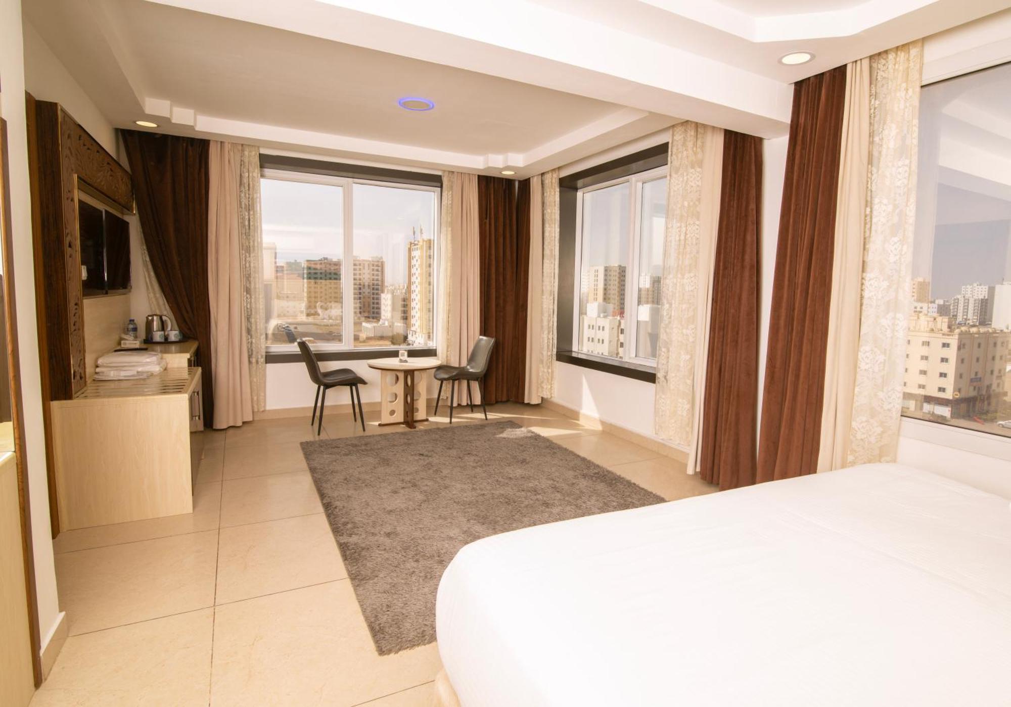 Diamond Star Hotel فندق النجمة الماسية Seeb ภายนอก รูปภาพ